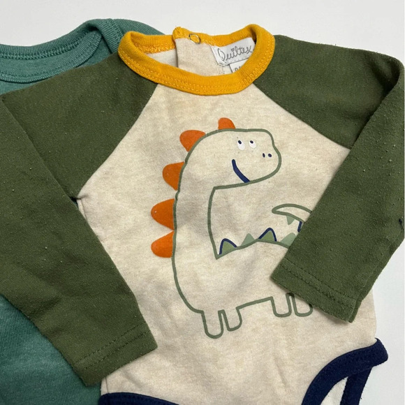 Various Brands • 4 Pack Baby Onesies Size 0-3 Months - Picture 2 of 7